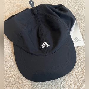 Adidas running hat in black